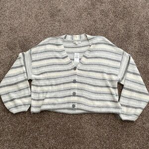 Cropped American Eagle Sweater